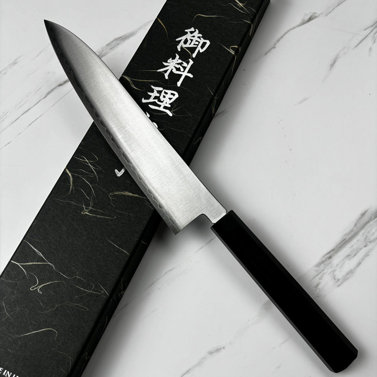 made in japan HATSUKOKORO ZDP-189  high speed powder steel chef's kitchen gyuto knife petty knife Cladded Steel Double edged black buffalo horn ferrules